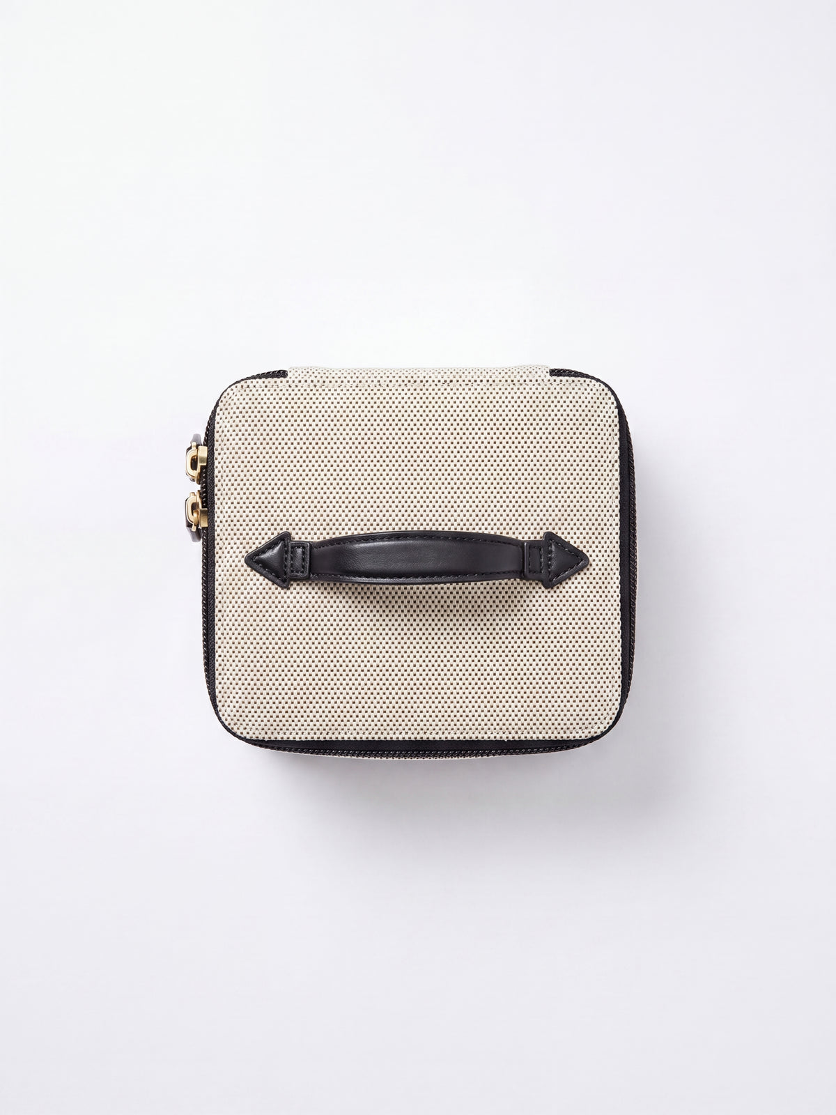 1c-source:aHR0cHM6Ly9pbWFnZXMuMS1jb21tZXJjZS5jb20vbWVkaWEvMjc5ZWZjN2ItNmMwOC00ZjhkLWE2NGYtYzdlN2UzNjE2YzhlLmpwZw==